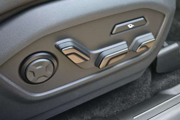 2025 Hyundai Santa Fe Calligraphy MX5.V1