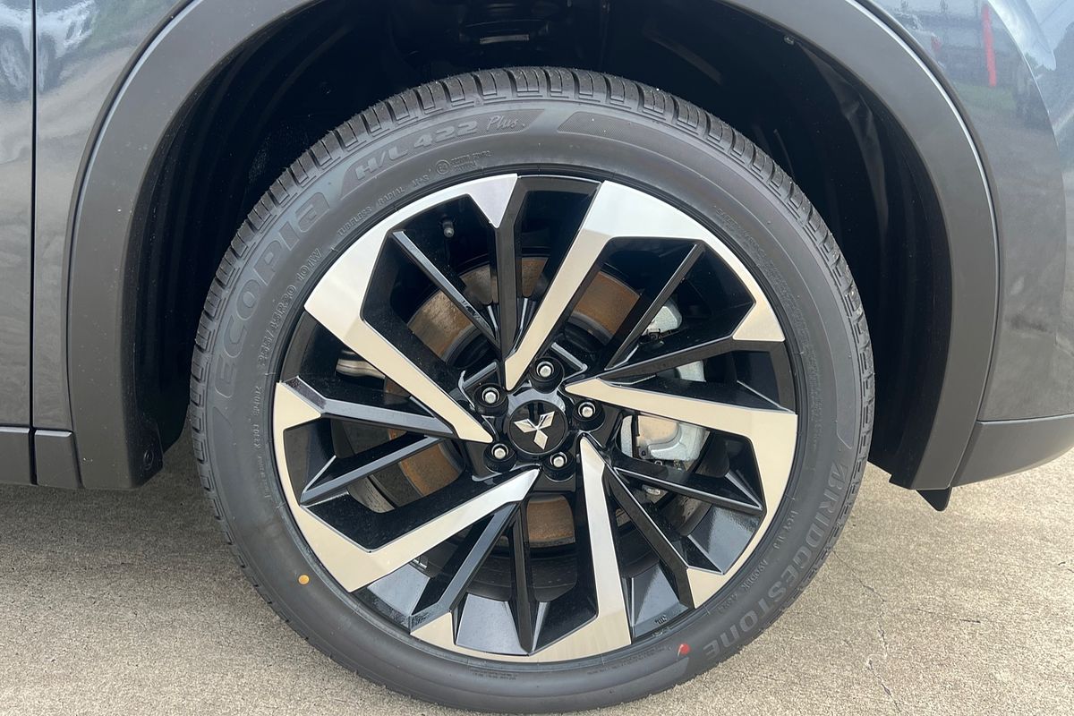 2024 Mitsubishi Outlander PHEV Aspire ZM