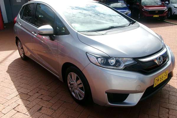 2016 Honda Jazz VTi GF