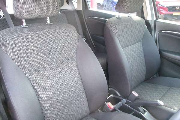 2016 Honda Jazz VTi GF