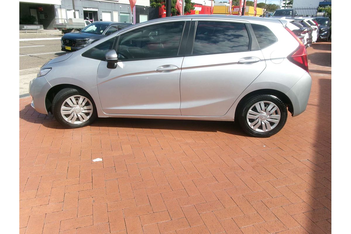 2016 Honda Jazz VTi GF