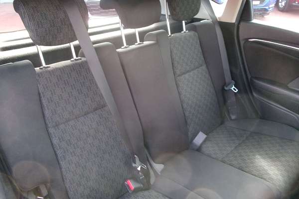 2016 Honda Jazz VTi GF