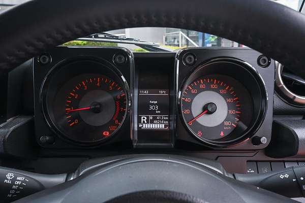 2023 Suzuki Jimny GLX GJ