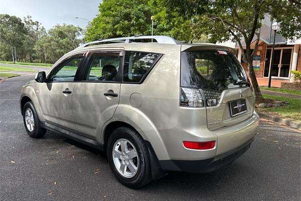 2009 Mitsubishi Outlander LS ZG