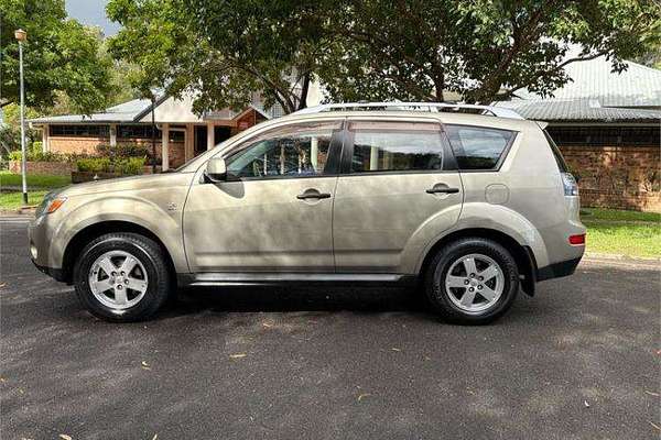 2009 Mitsubishi Outlander LS ZG