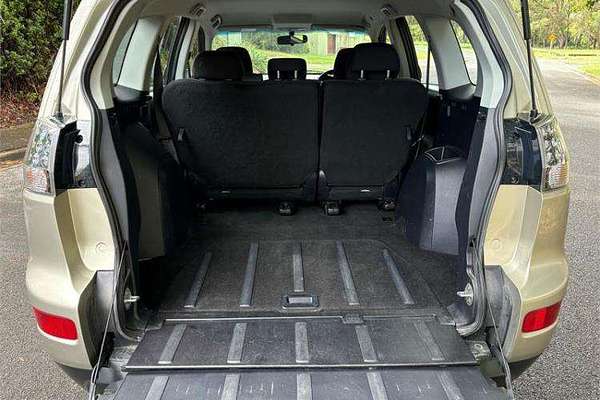 2009 Mitsubishi Outlander LS ZG