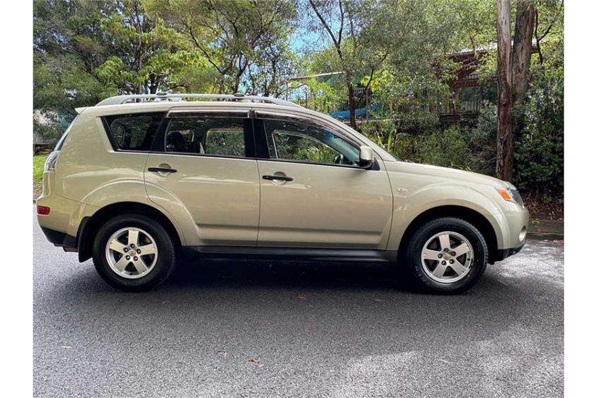 2009 Mitsubishi Outlander LS ZG