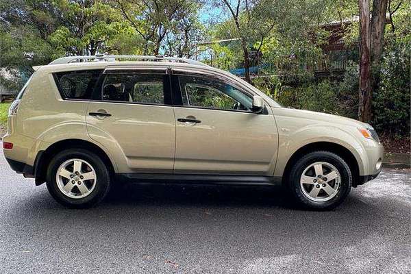 2009 Mitsubishi Outlander LS ZG