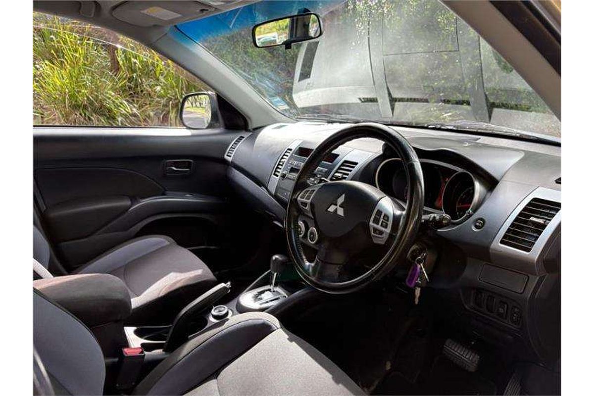 2009 Mitsubishi Outlander LS ZG