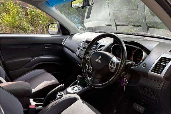 2009 Mitsubishi Outlander LS ZG