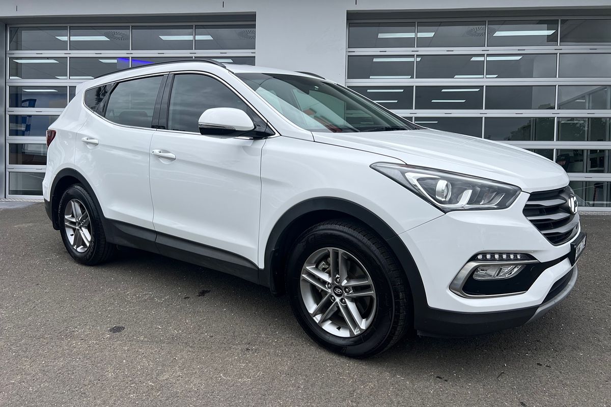 2017 Hyundai Santa Fe Active DM3 Series II