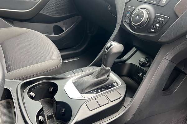2017 Hyundai Santa Fe Active DM3 Series II