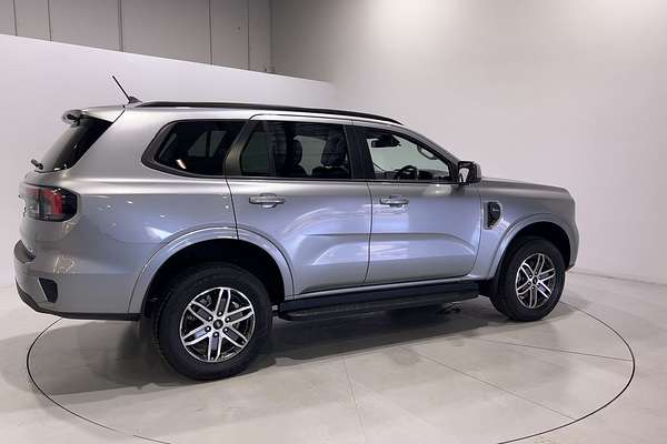 2022 Ford Everest Trend