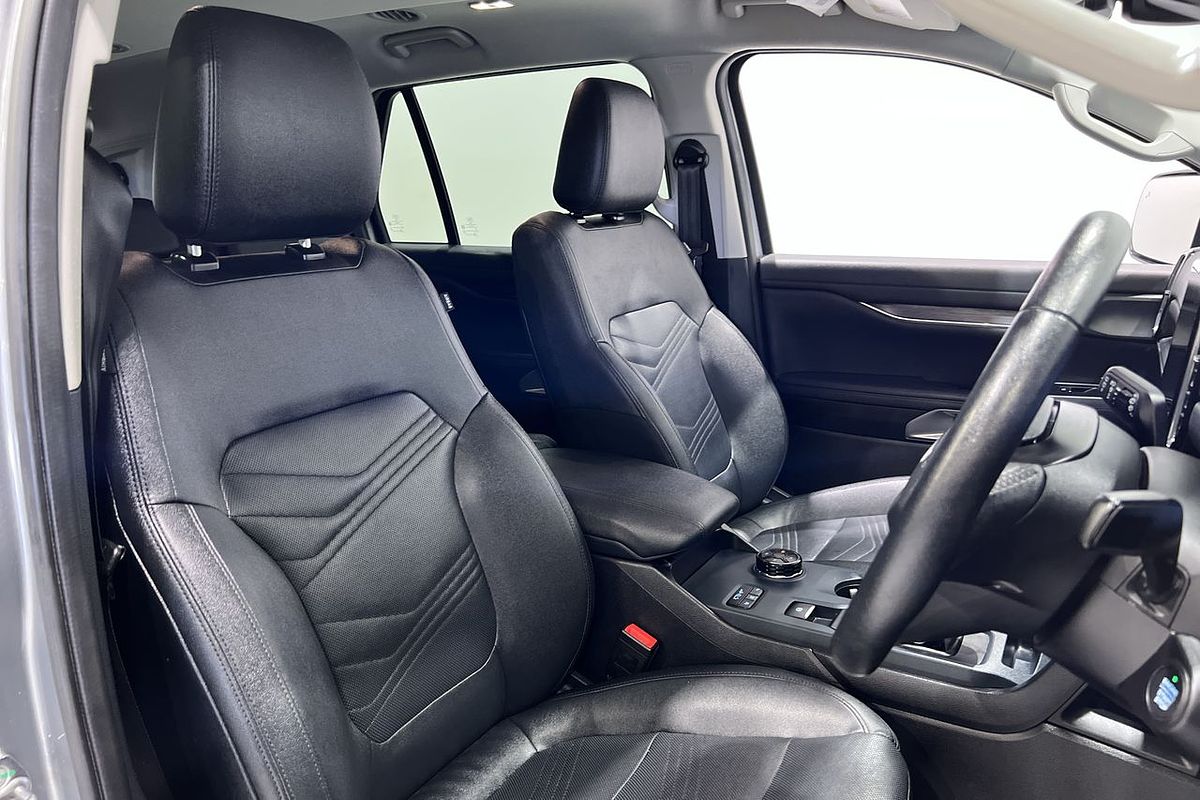 2022 Ford Everest Trend