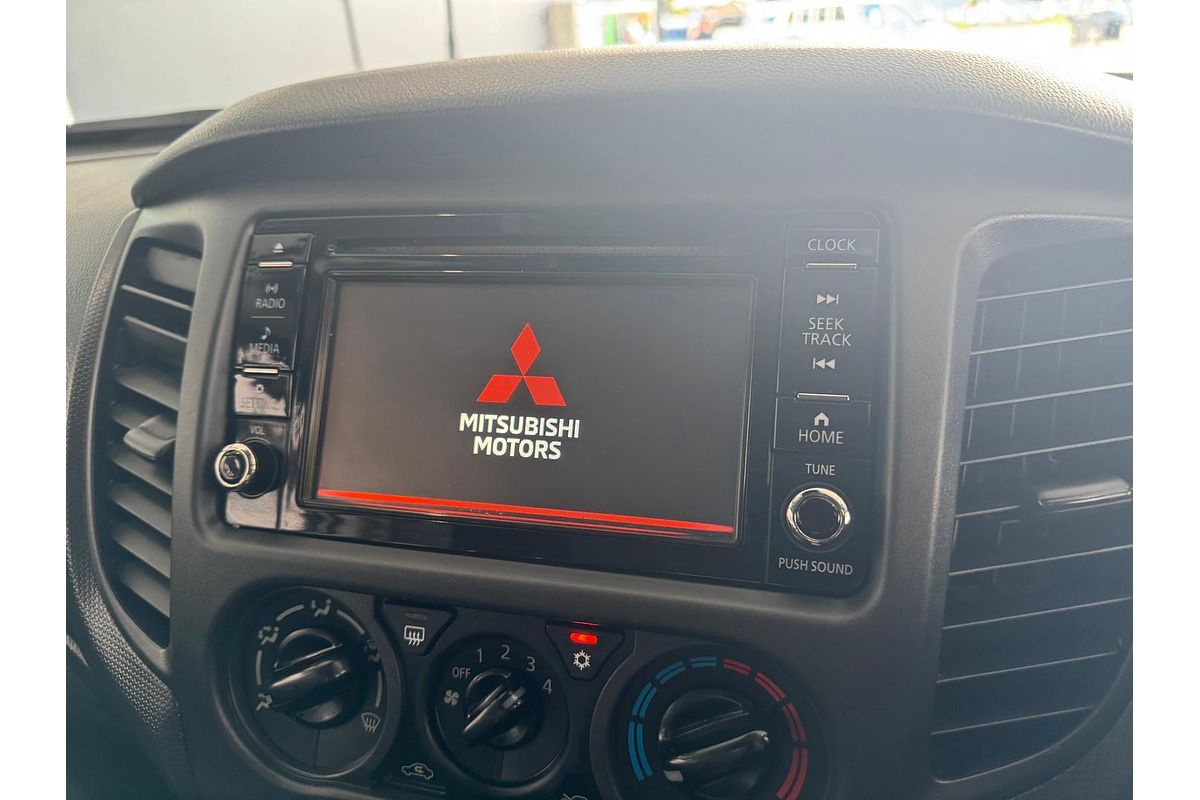2021 Mitsubishi Triton GLX MR 4X4