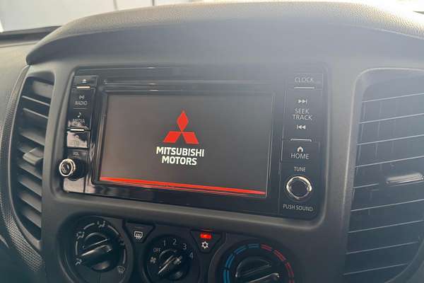 2021 Mitsubishi Triton GLX MR 4X4