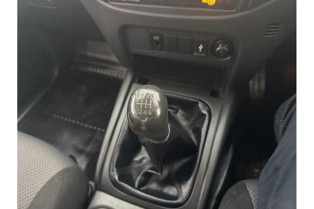 2021 Mitsubishi Triton GLX MR 4X4