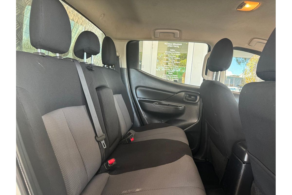 2021 Mitsubishi Triton GLX MR 4X4