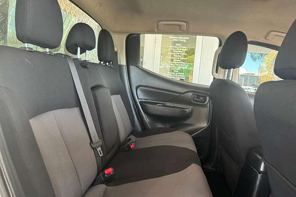 2021 Mitsubishi Triton GLX MR 4X4