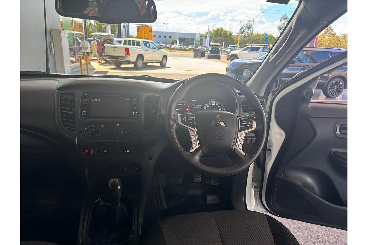 2021 Mitsubishi Triton GLX MR 4X4