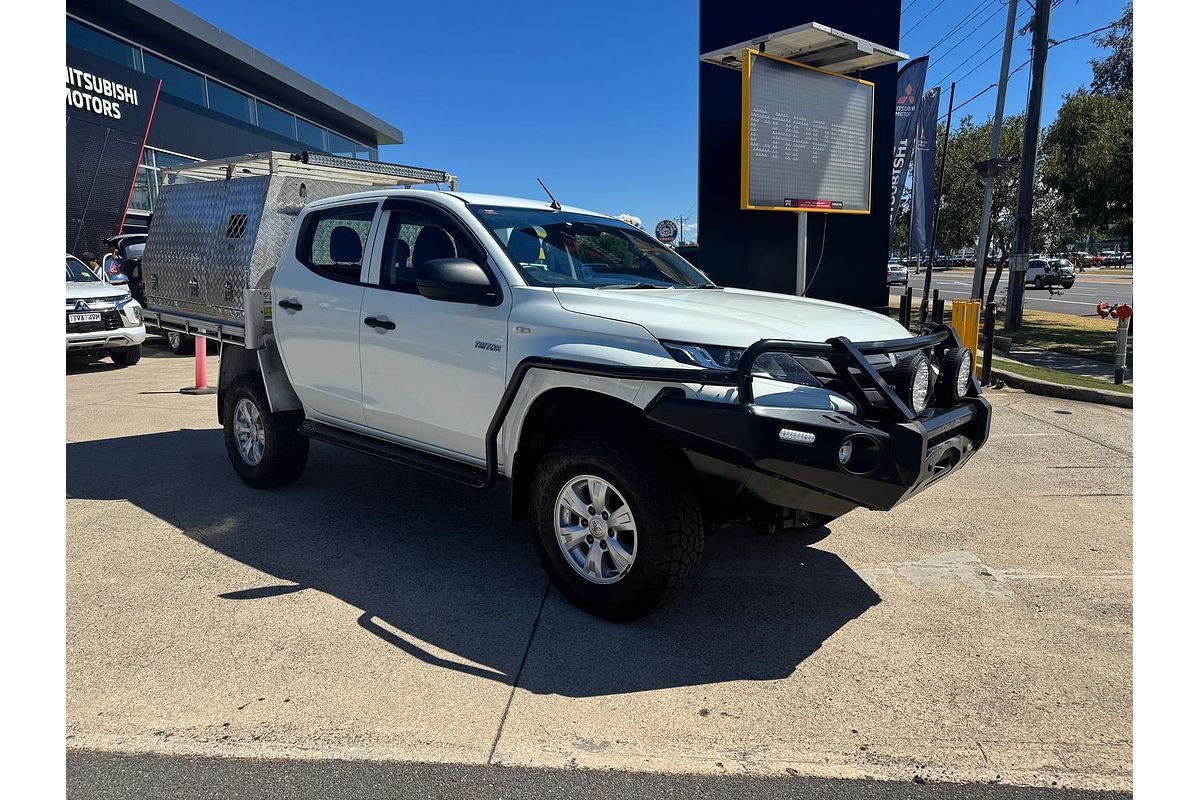 2021 Mitsubishi Triton GLX MR 4X4