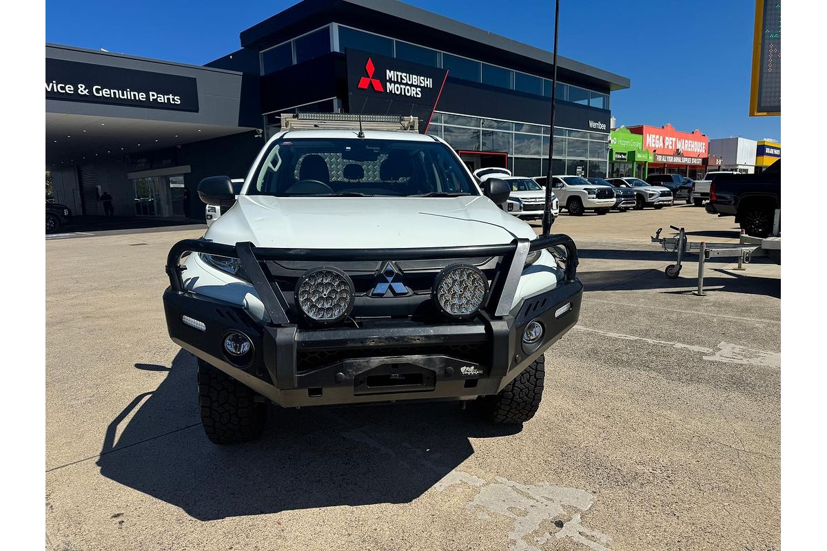 2021 Mitsubishi Triton GLX MR 4X4