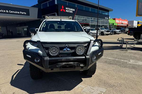 2021 Mitsubishi Triton GLX MR 4X4