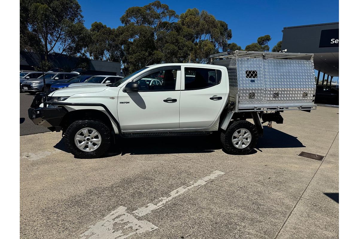 2021 Mitsubishi Triton GLX MR 4X4
