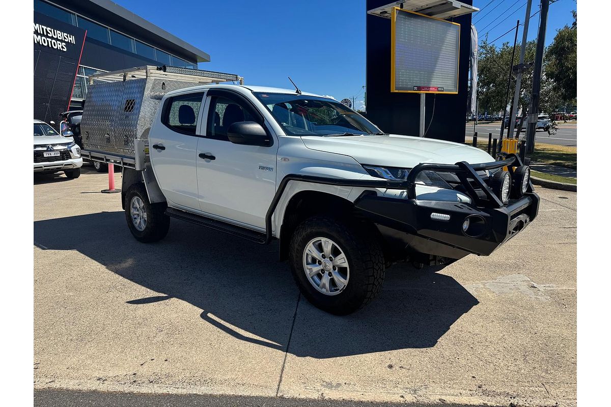 2021 Mitsubishi Triton GLX MR 4X4