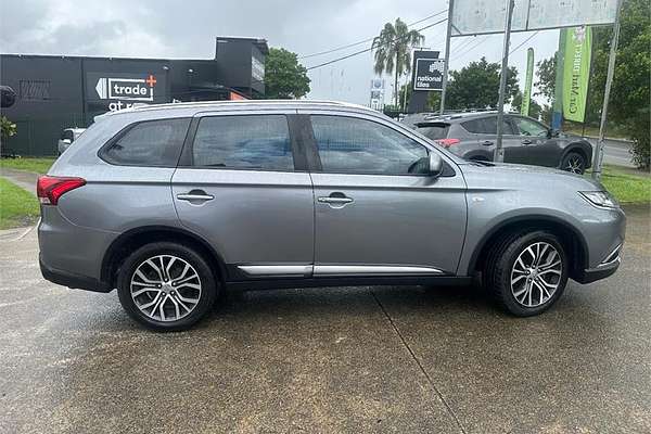 2018 Mitsubishi OUTLANDER ES 7 SEAT (2WD) ZL MY18.5
