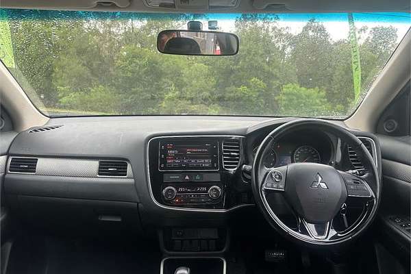 2018 Mitsubishi OUTLANDER ES 7 SEAT (2WD) ZL MY18.5