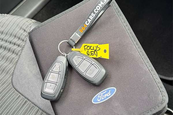 2012 Ford FOCUS TITANIUM LW