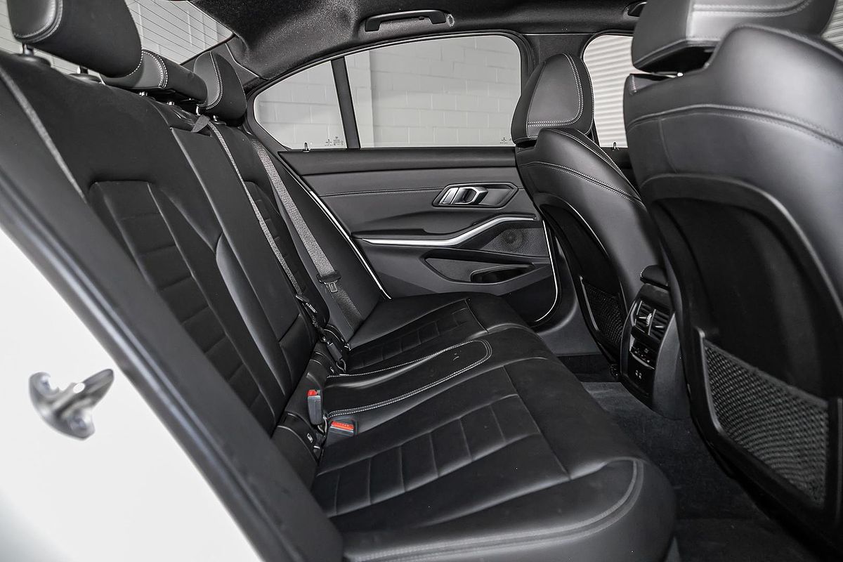 2020 BMW 3 Series 330i M Sport G20