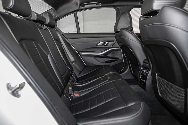 2020 BMW 3 Series 330i M Sport G20