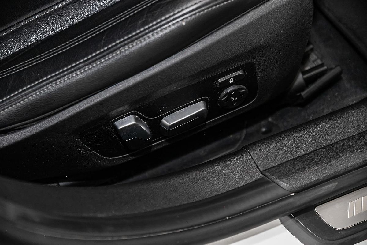 2020 BMW 3 Series 330i M Sport G20