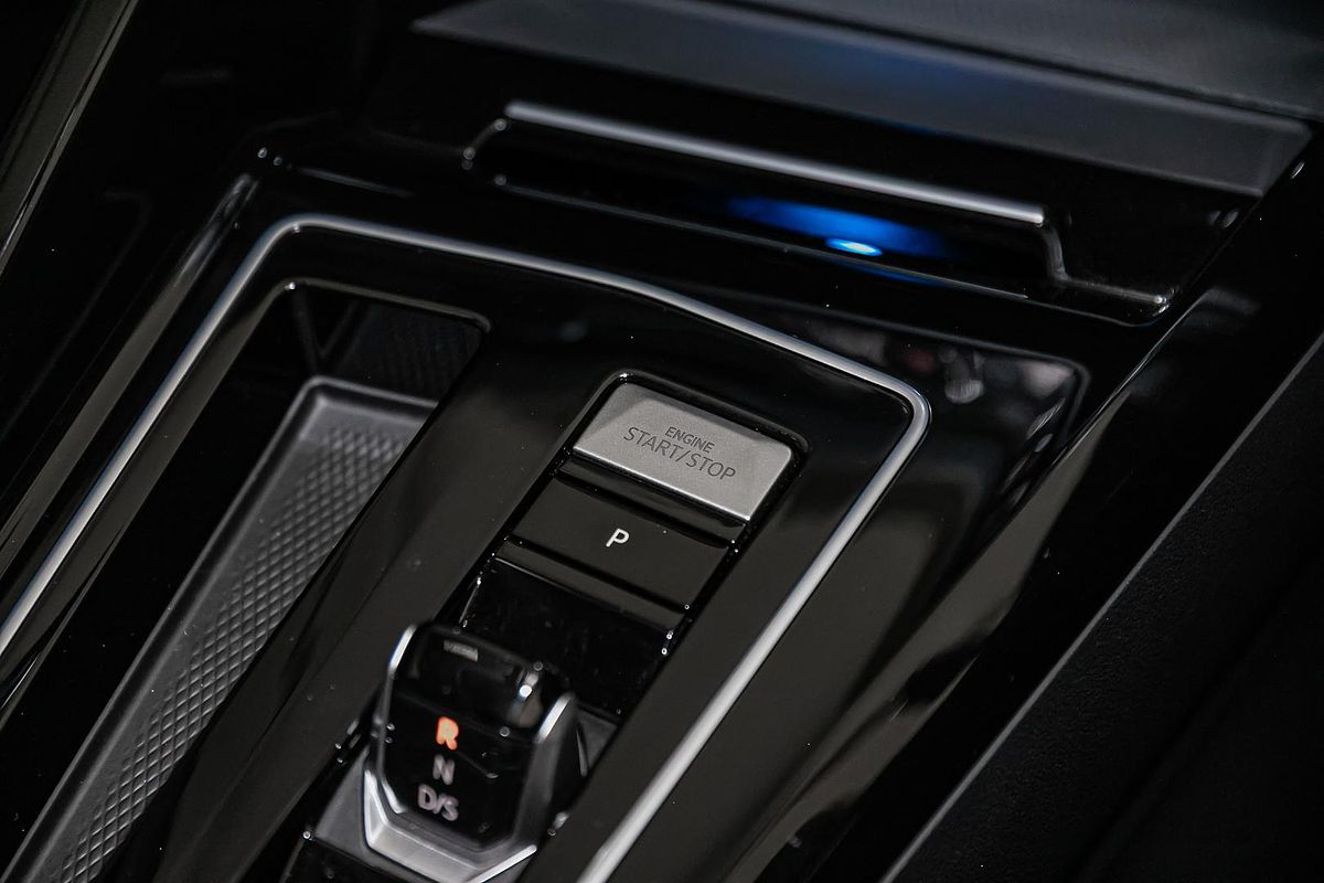 2023 Volkswagen Golf R 8