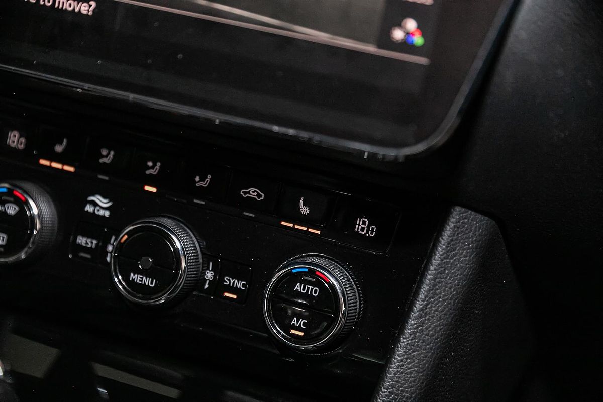 2019 SKODA Superb 206TSI SportLine NP