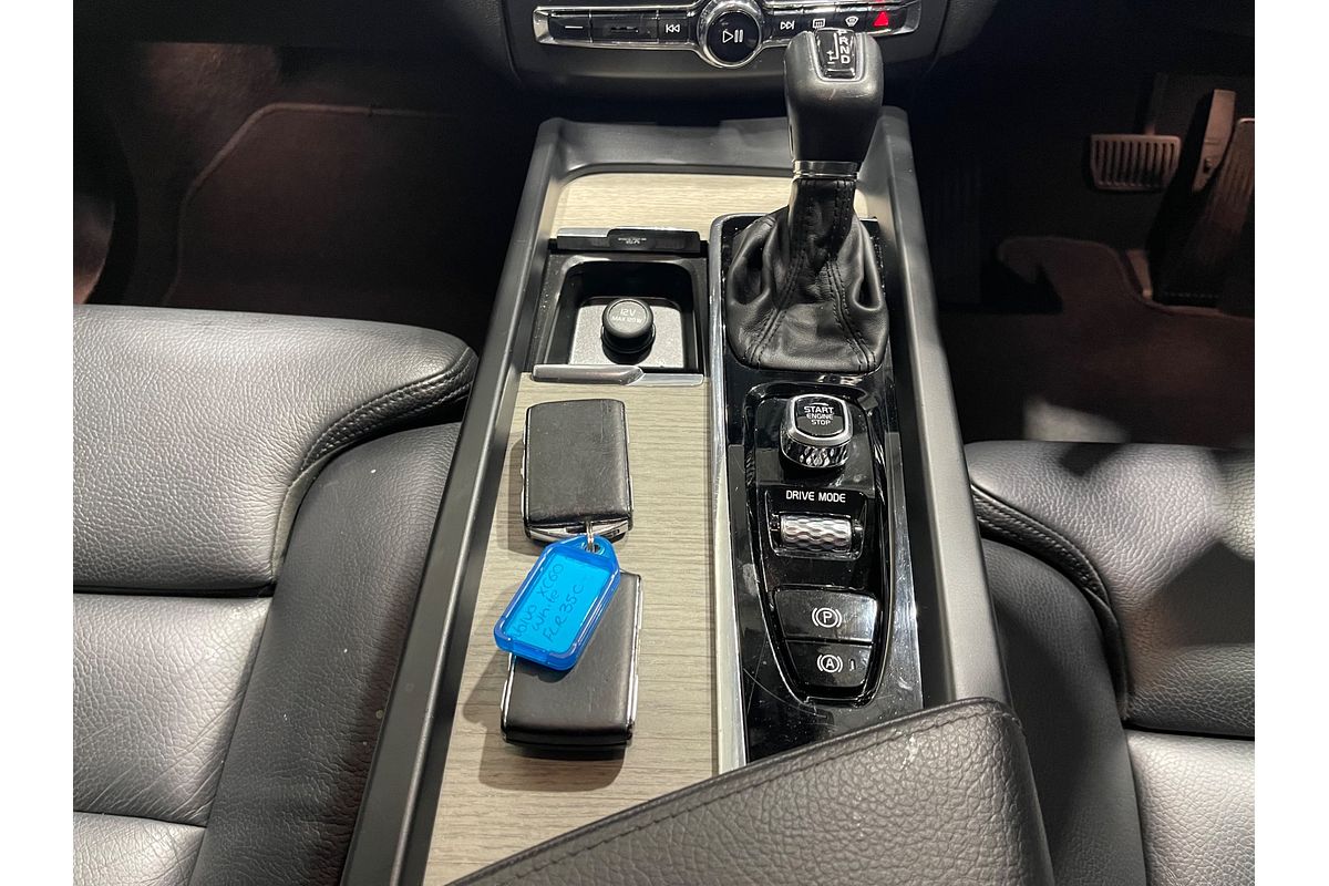 2020 Volvo XC60 D4 Inscription