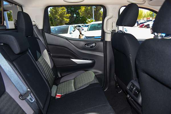 2024 Nissan Navara ST D23 4X4
