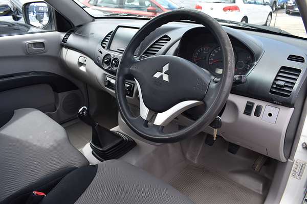 2011 Mitsubishi Triton GL MN Rear Wheel Drive