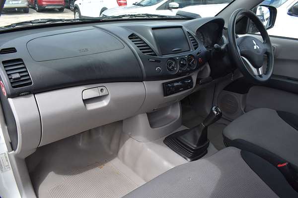 2011 Mitsubishi Triton GL MN Rear Wheel Drive