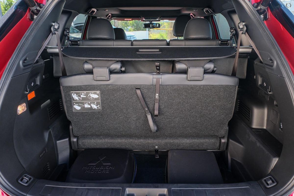 2024 Mitsubishi Outlander PHEV GSR ZM