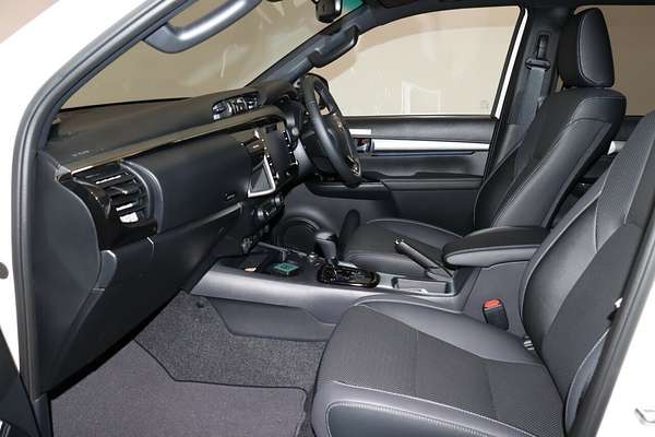 2024 Toyota Hilux Rogue 48V GUN126R 4X4
