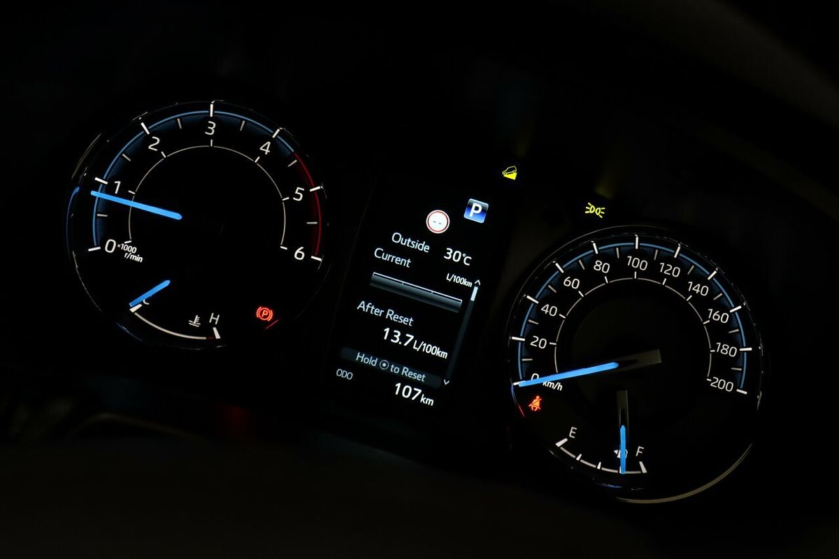 2024 Toyota Hilux Rogue 48V GUN126R 4X4