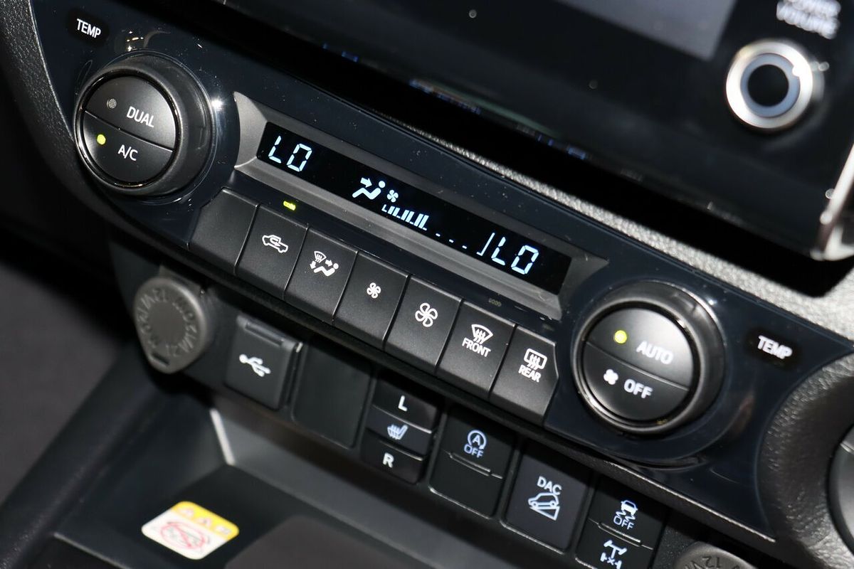 2024 Toyota Hilux Rogue 48V GUN126R 4X4