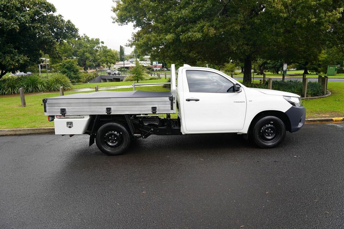 2022 Toyota Hilux Workmate (4x2) TGN121R 4x2