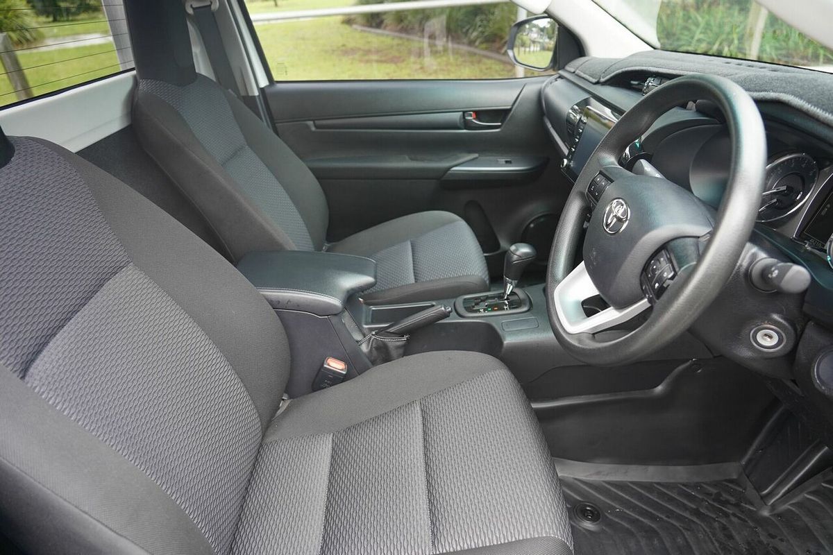 2022 Toyota Hilux Workmate (4x2) TGN121R 4x2