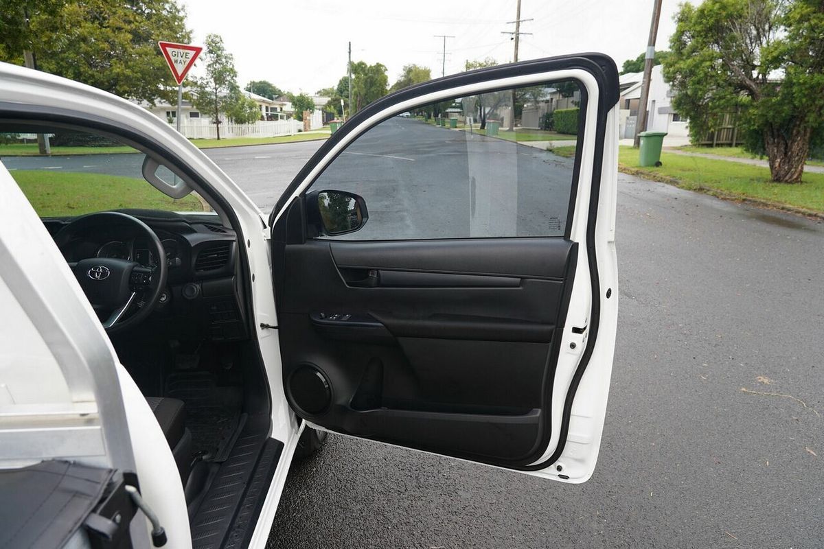 2022 Toyota Hilux Workmate (4x2) TGN121R 4x2
