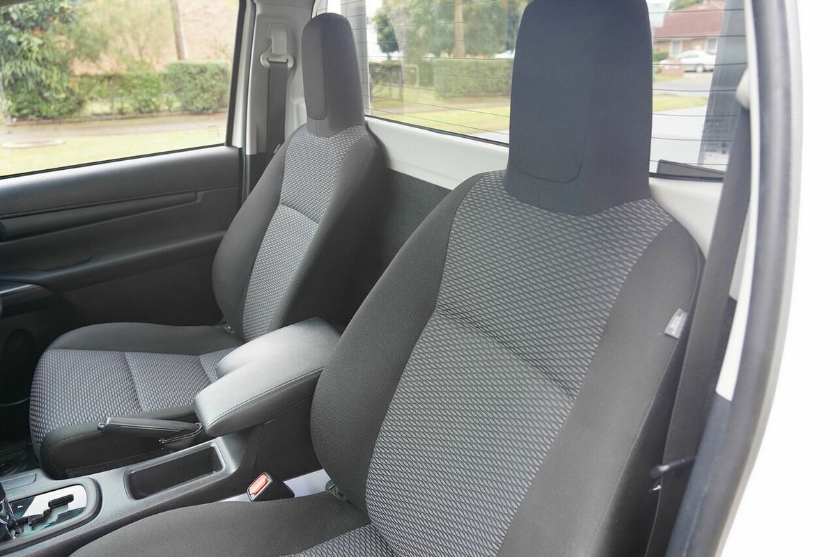 2022 Toyota Hilux Workmate (4x2) TGN121R 4x2