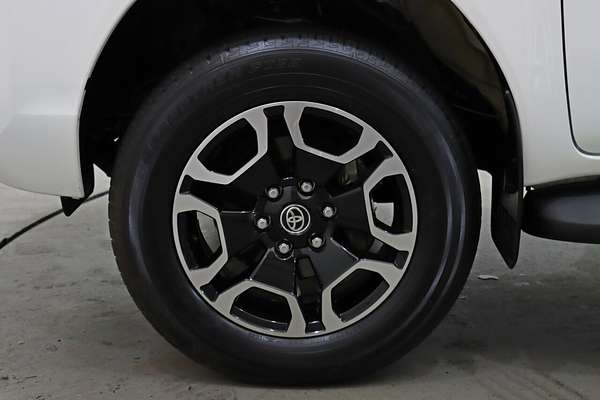 2023 Toyota Hilux SR5 GUN126R 4X4